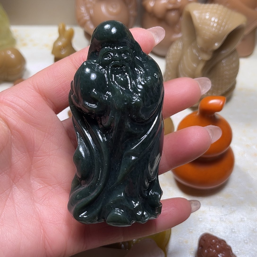 白玉菩提吊坠白玉菩提吊坠