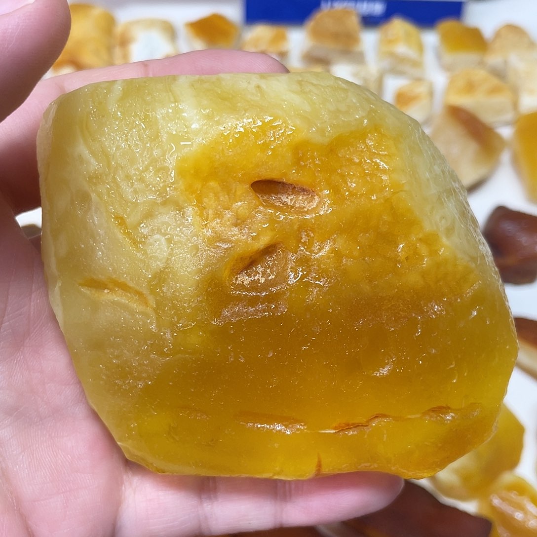 定制琥珀未镶嵌原矿琥珀