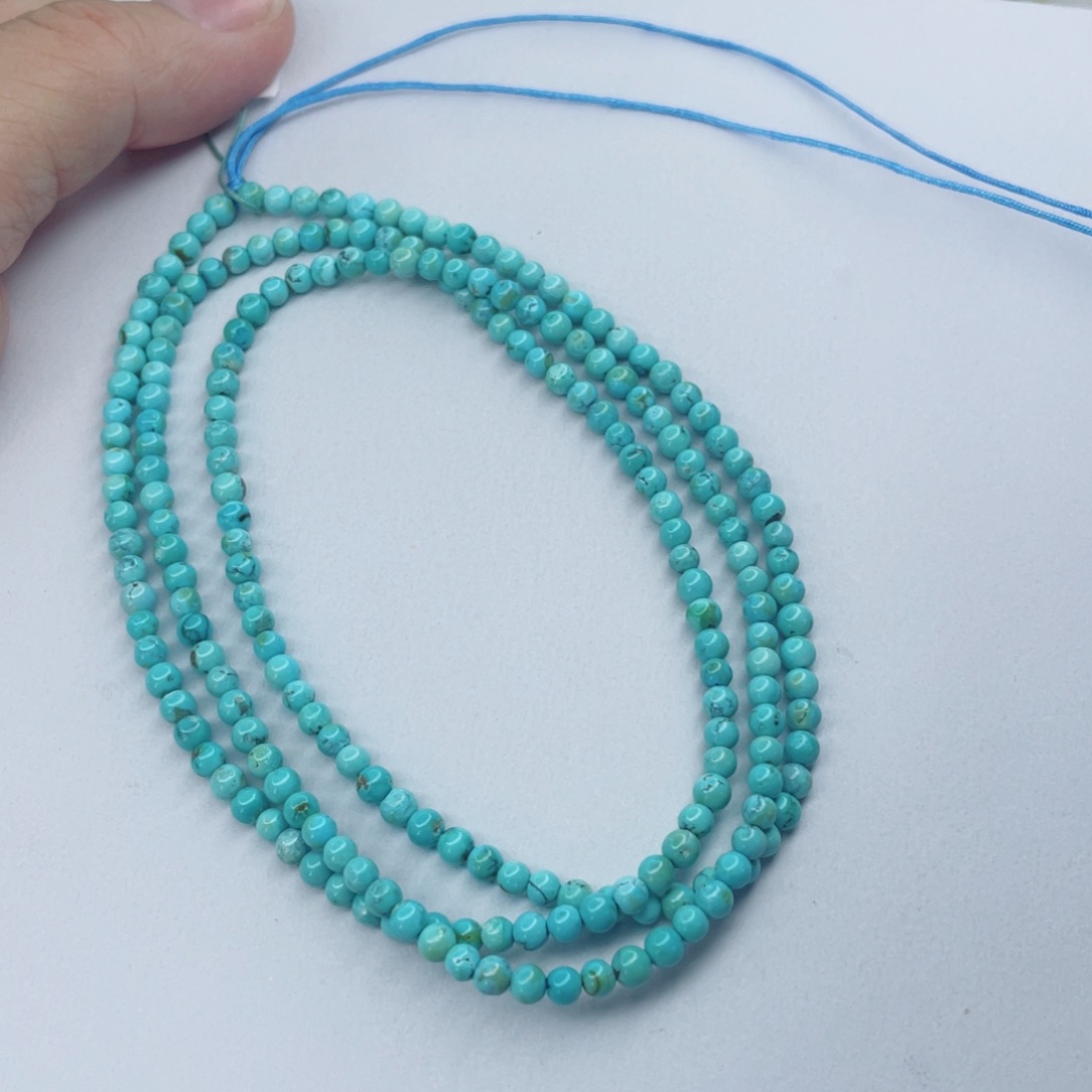 绿松石颈饰未镶嵌