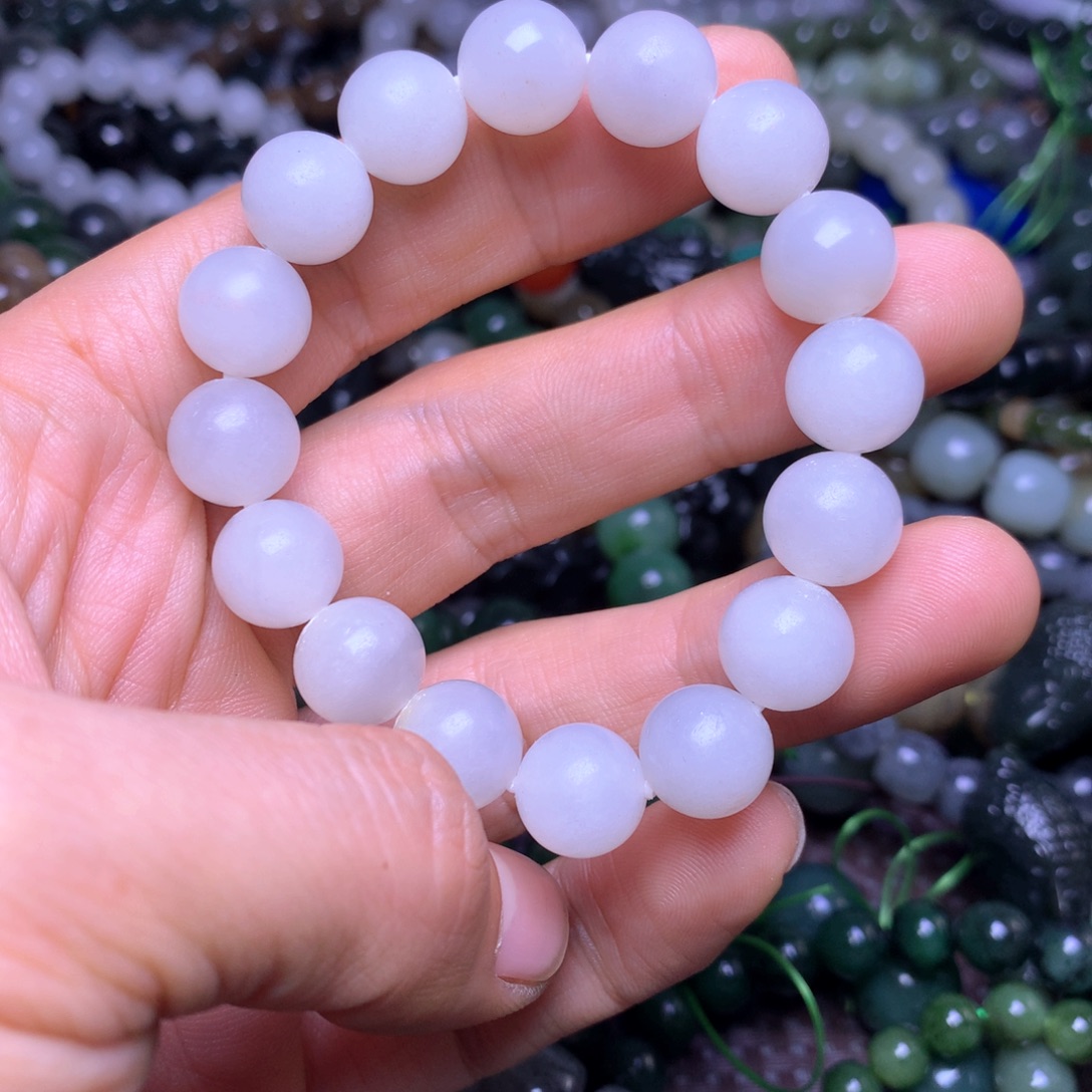 和田玉未镶嵌手串