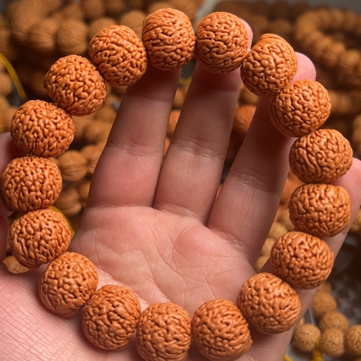 桃核手串龙鳞苹果落地红