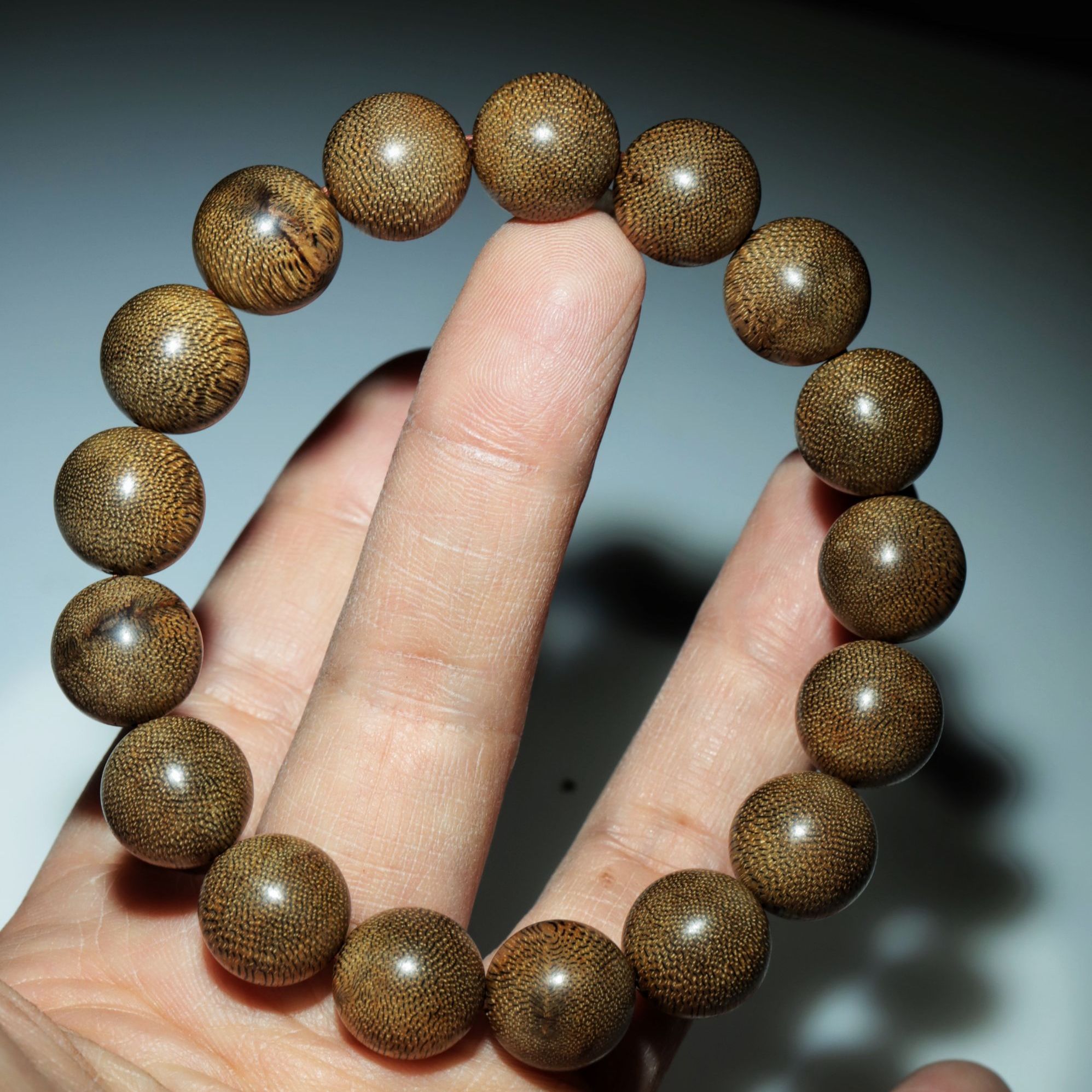 沉香【艺宝】天然野1.2cm-18g金星菩萨棋9分沉手串