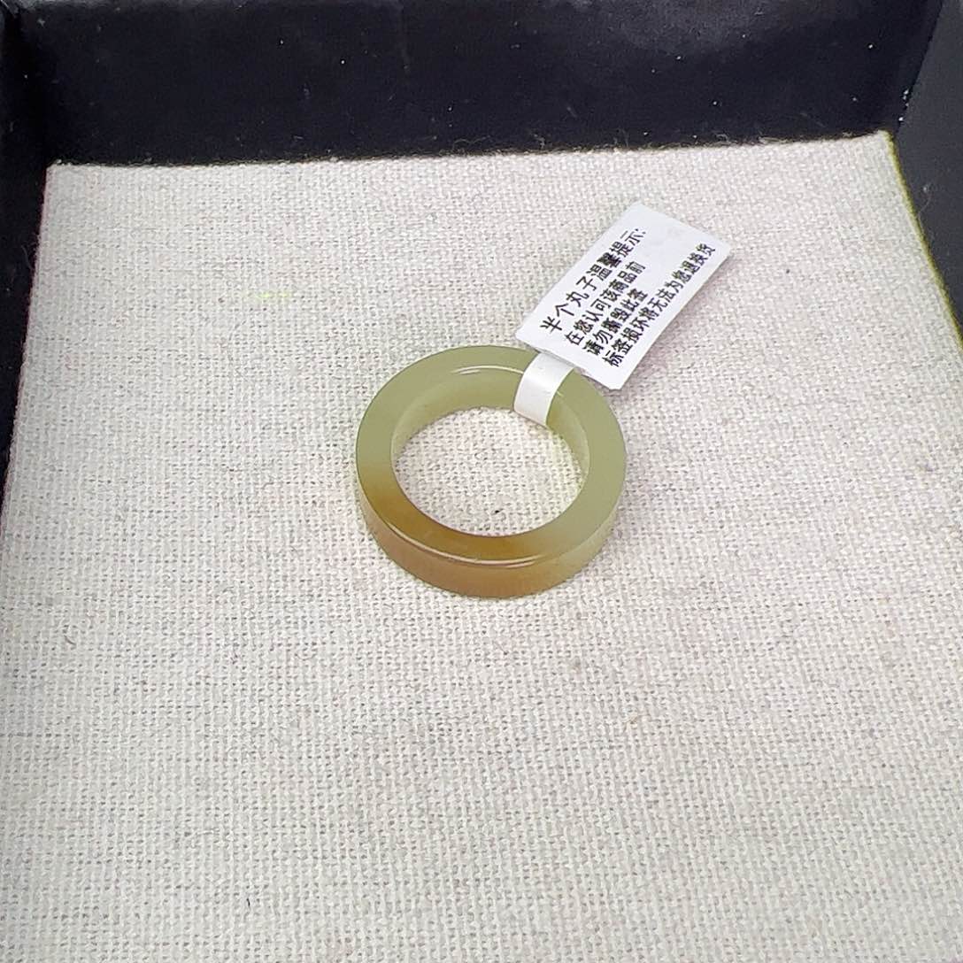 和田玉戒指未镶嵌17号黄糖+金糖一口糖直切