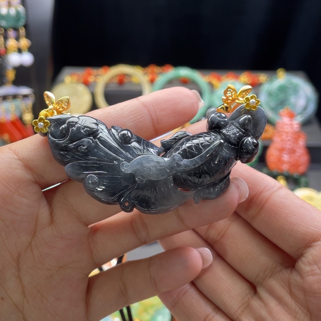 翡翠颈饰未镶嵌代编织