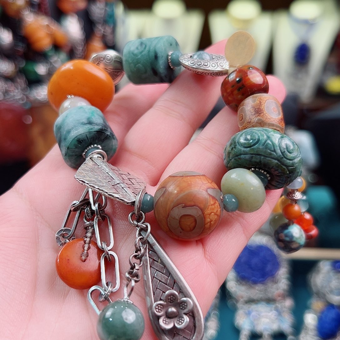 翡翠未镶嵌手链国风