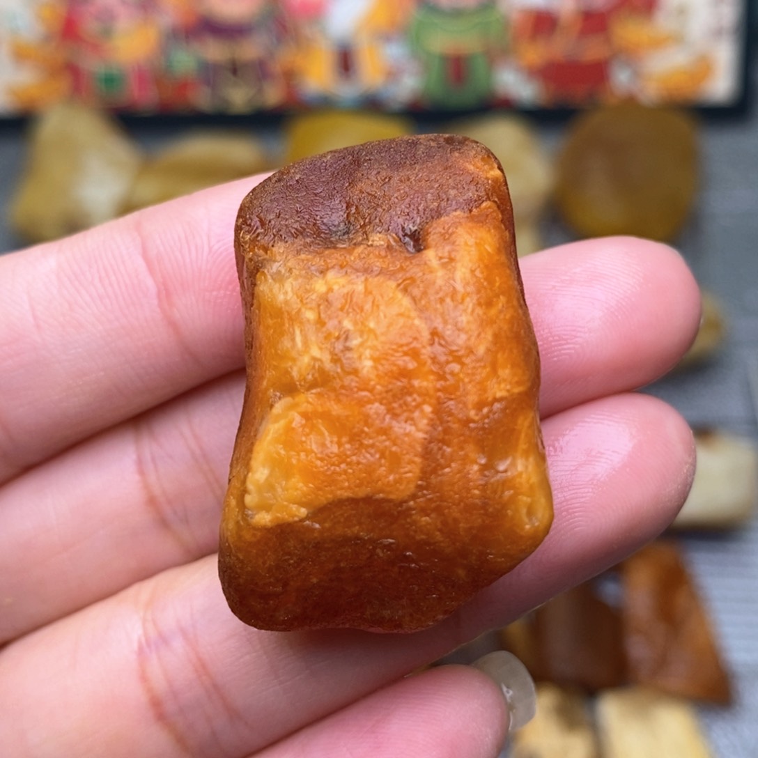 【闪购商品】定制琥珀天然蜜蜡乌料
