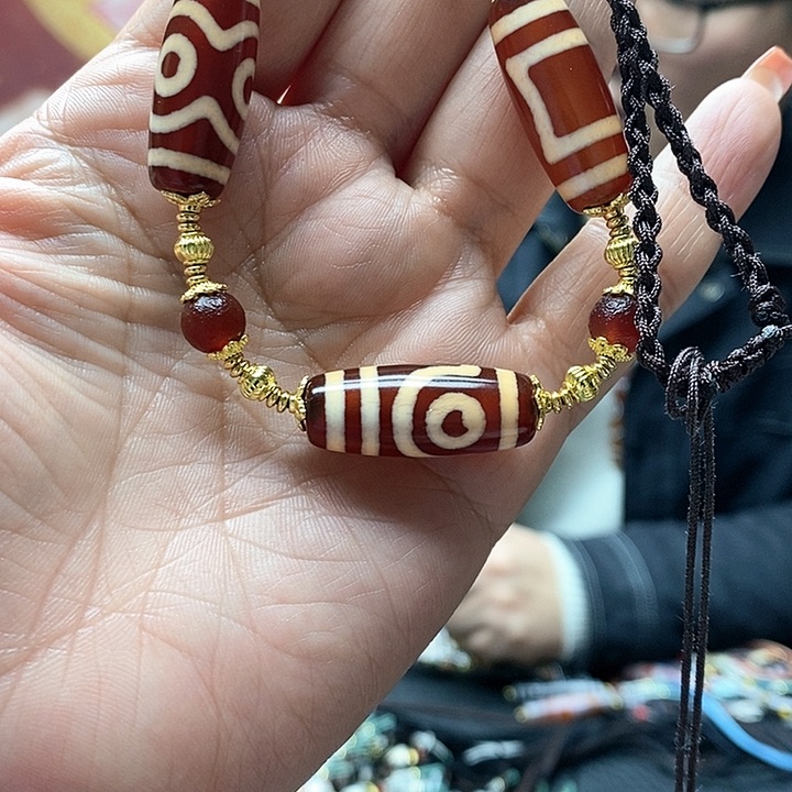 玛瑙/玉髓颈饰合金