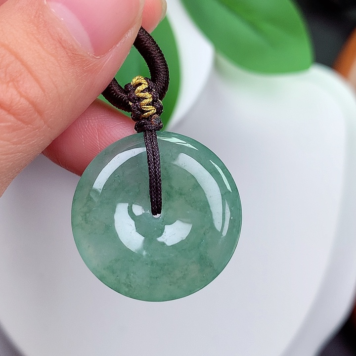 颈饰未镶嵌翡翠平安扣 25.3x5.0mm