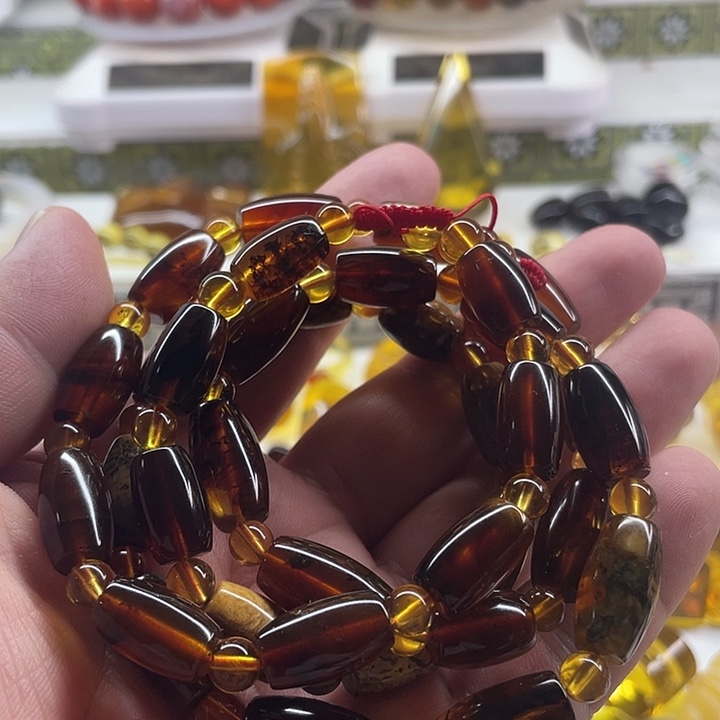 琥珀未镶嵌裸石项链