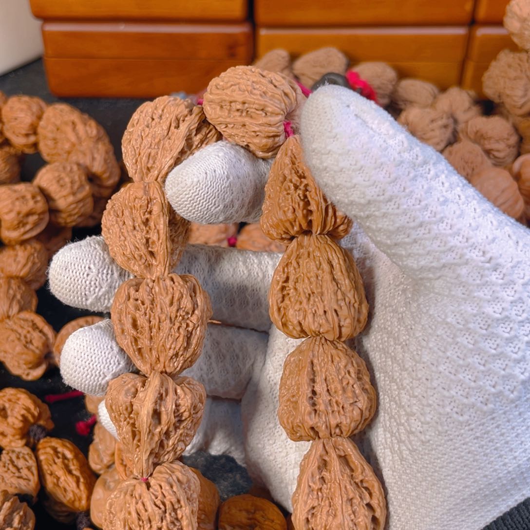 桃核手串轩**桐南疆核桃