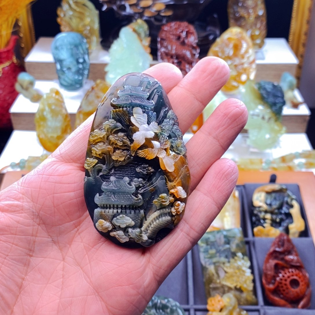 蛇纹石玉颈饰未镶嵌星**提