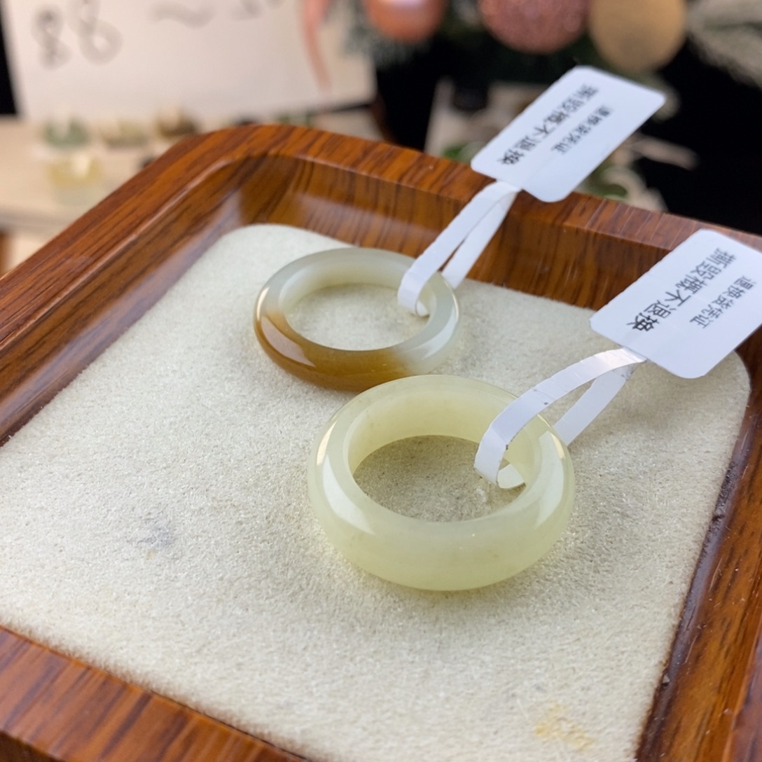 和田玉未镶嵌戒指港18