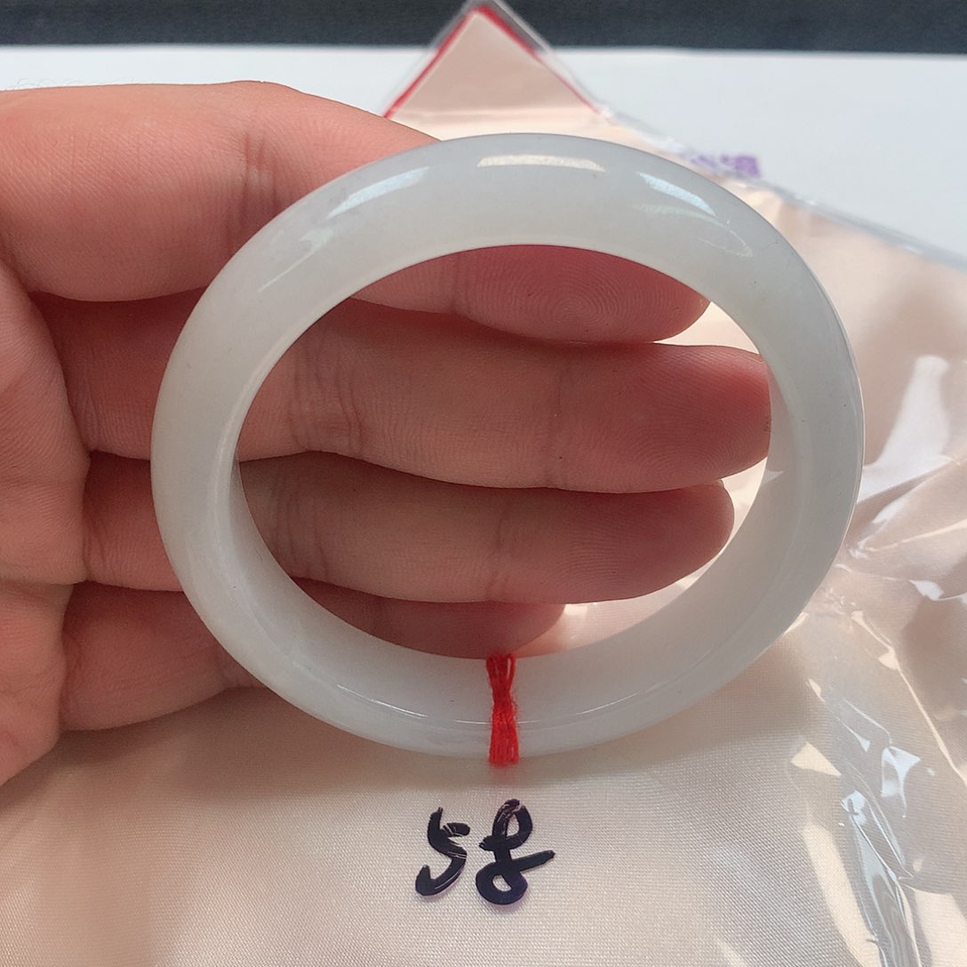 翡翠手镯未镶嵌267号