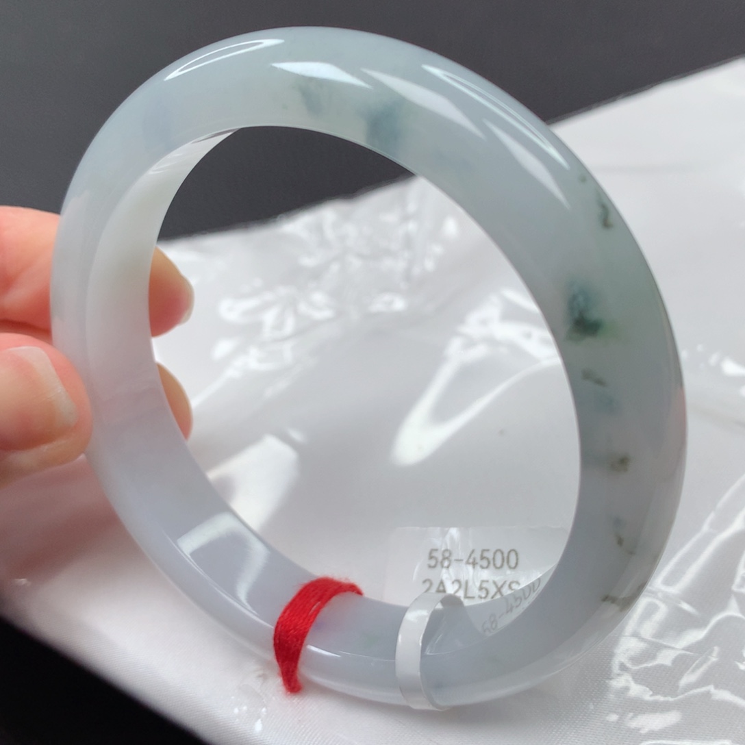 【闪购商品】翡翠手镯未镶嵌35号正圈