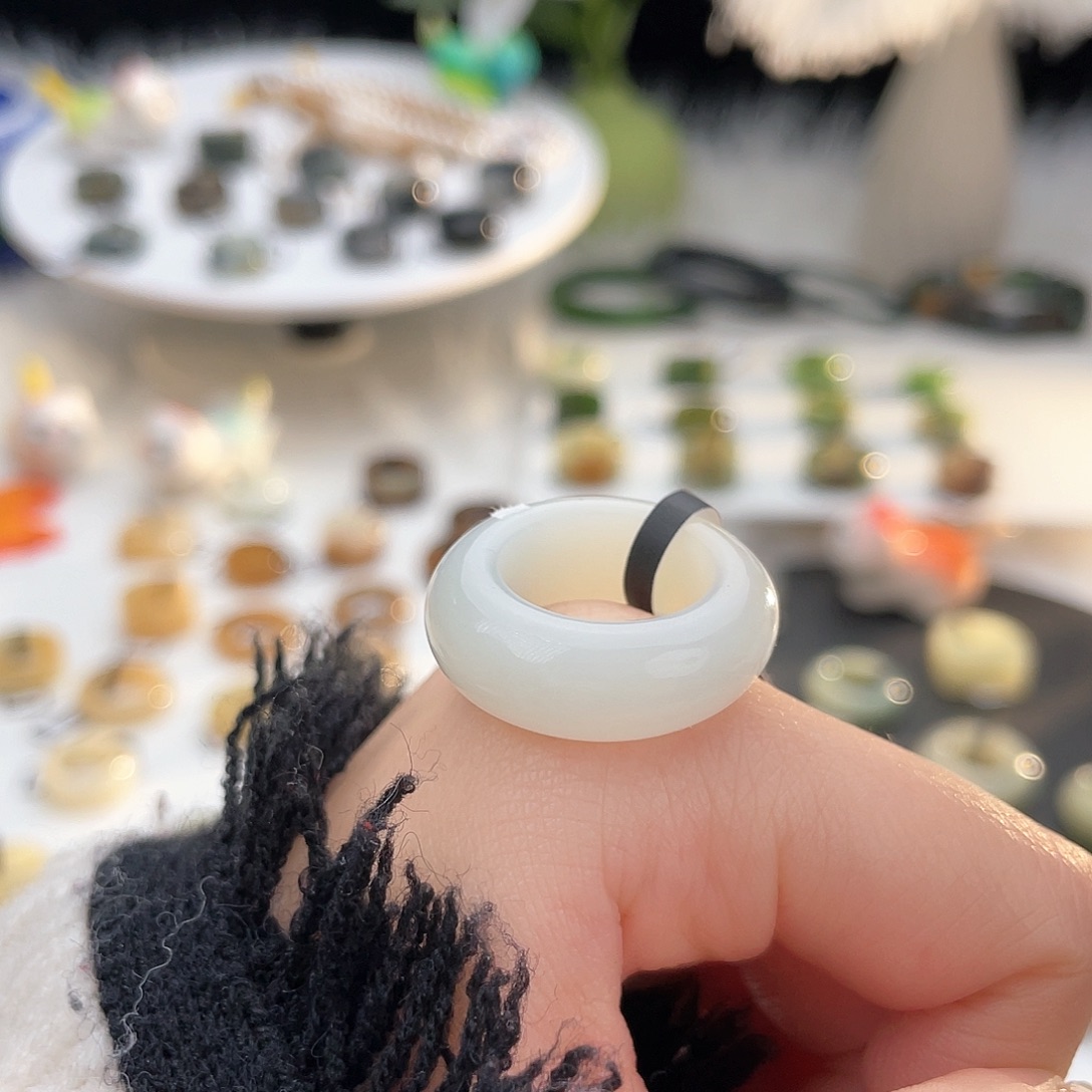 和田玉未镶嵌戒指k24 糖白甜甜圈16.3mm