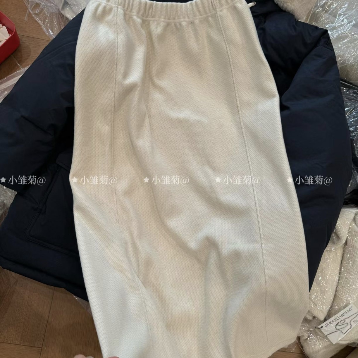 韩国正品 羊毛半裙 联系店铺客服购买