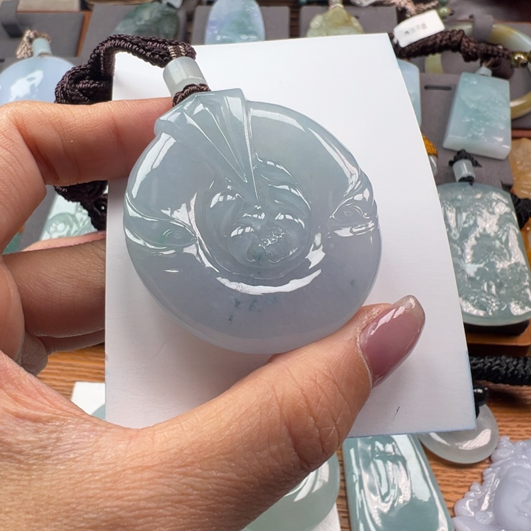 翡翠颈饰未镶嵌M****.缅甸翡翠