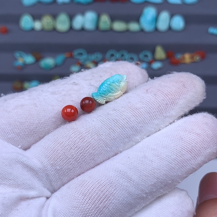 微****南红玛瑙未镶嵌珠宝奇石