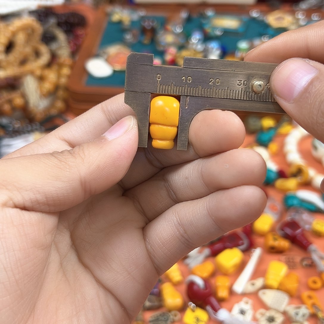 琉璃配饰玛吉阿米藏式臻品直播间