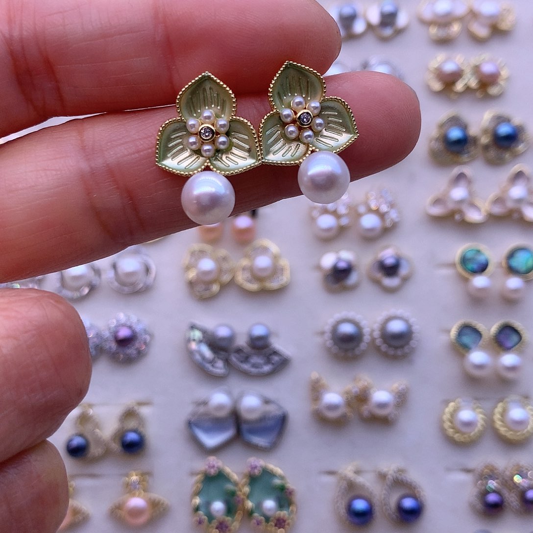 淡水珍珠耳饰合金