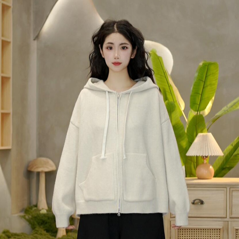 2077 秋冬季新款连帽针织开衫时尚休闲宽松针织衫外套女毛衣上衣