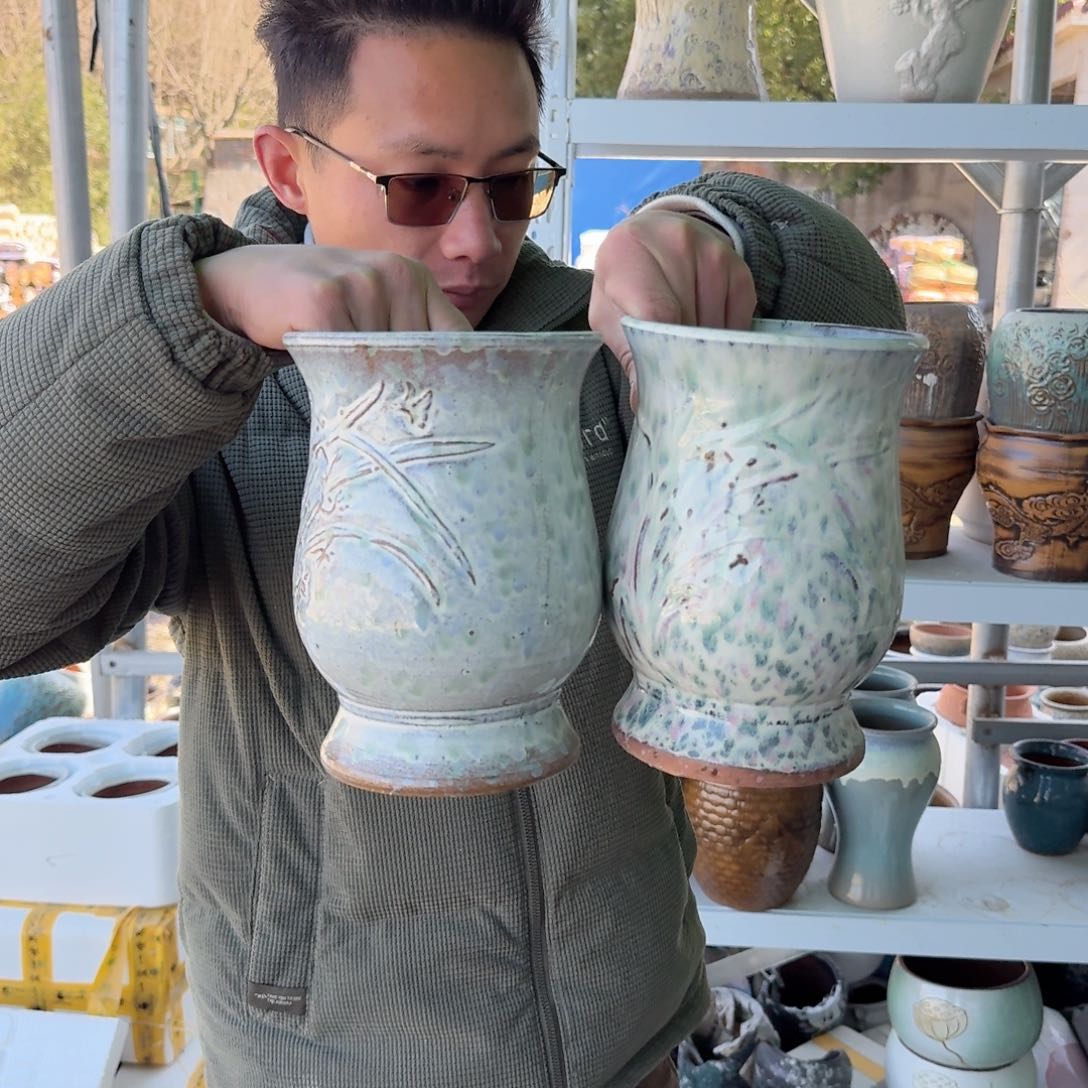 紫砂花盆瑕疵两个60两个