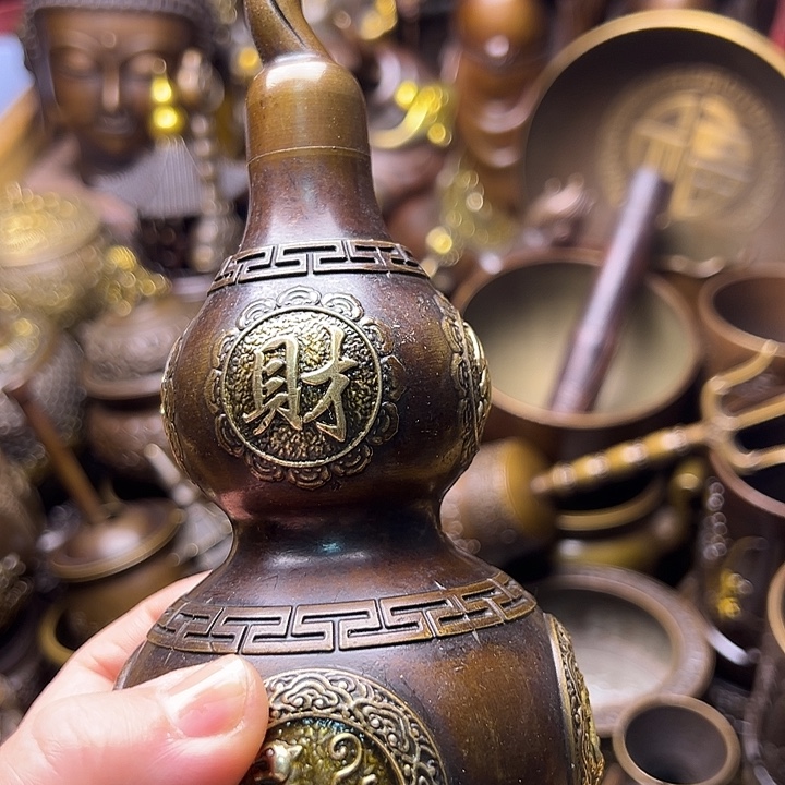 铜12235667888887656778