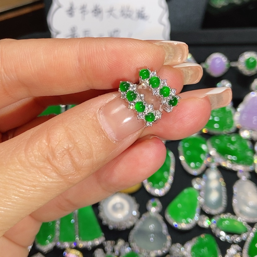 【闪购商品】翡翠耳饰未镶嵌天然翡翠