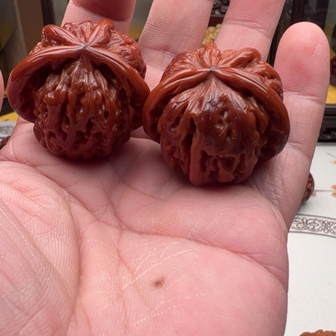 满***山吊坠猴头核桃龙首狮子头