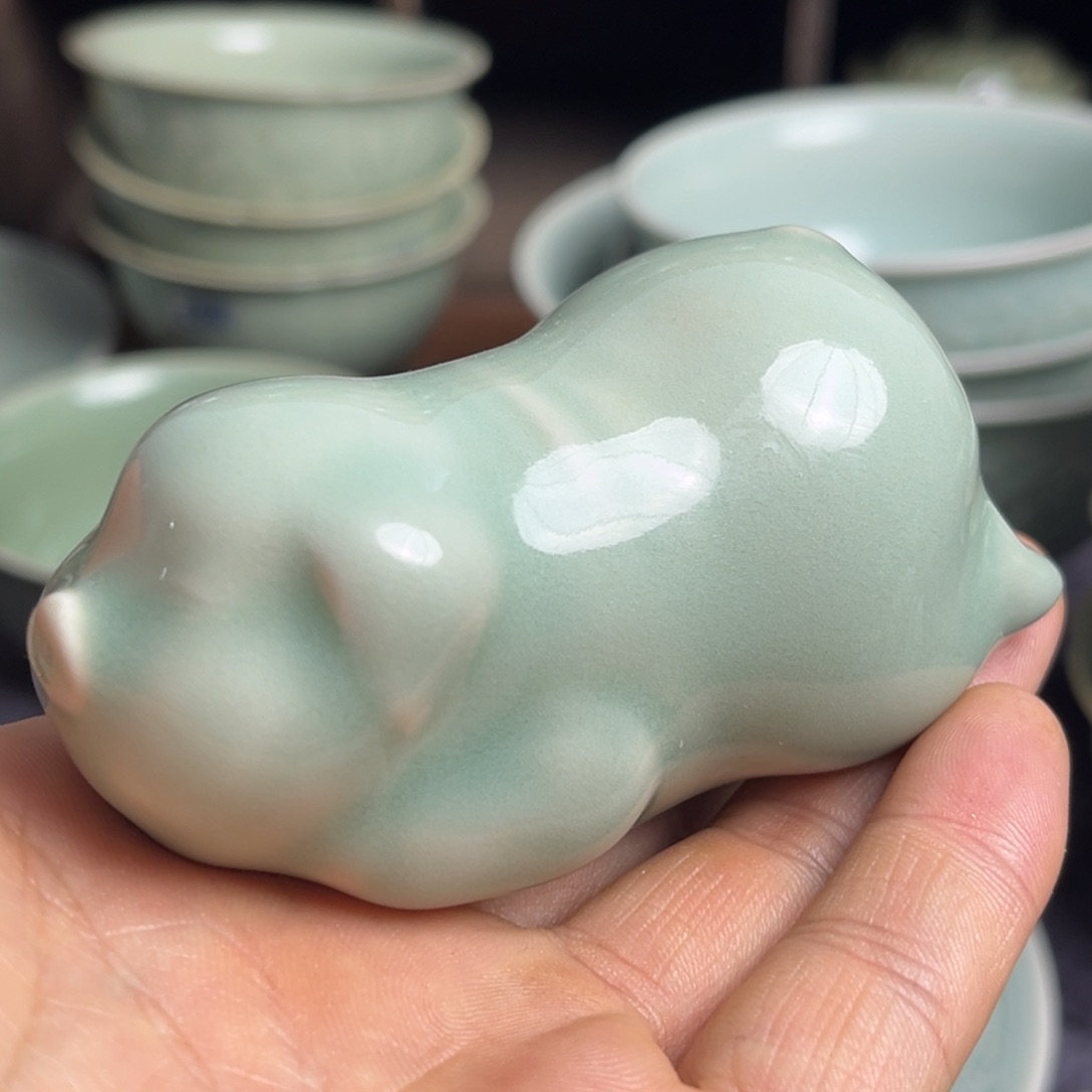 瓷l**x耳机特价茶宠小猪