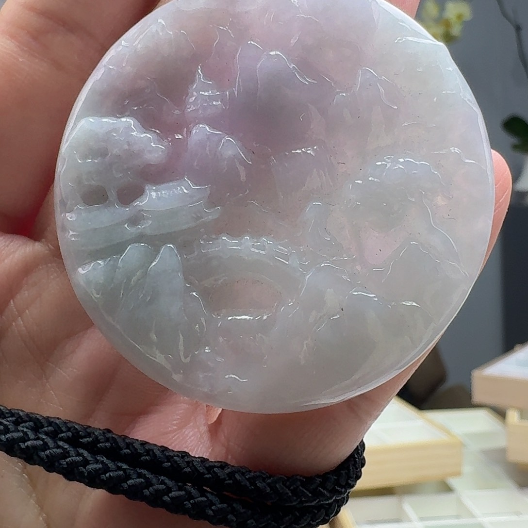 翡翠吊坠(赠链)未镶嵌天然