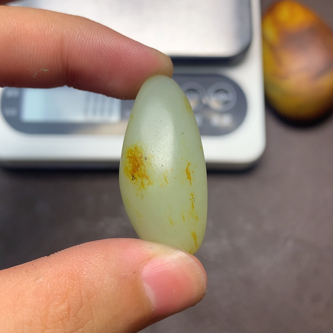 和田玉（糖玉）未镶嵌挂件