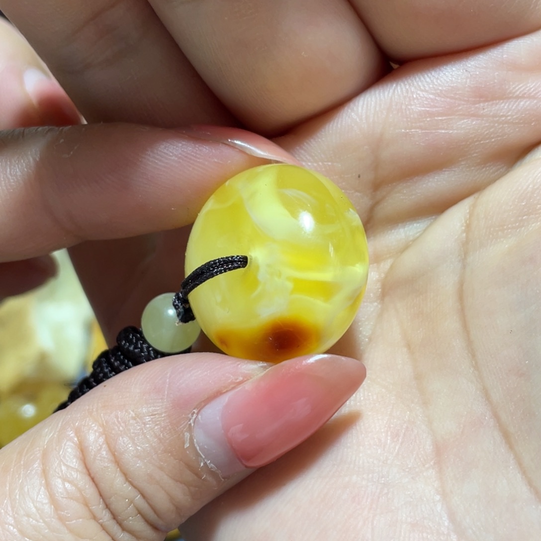 定制琥珀未镶嵌原石