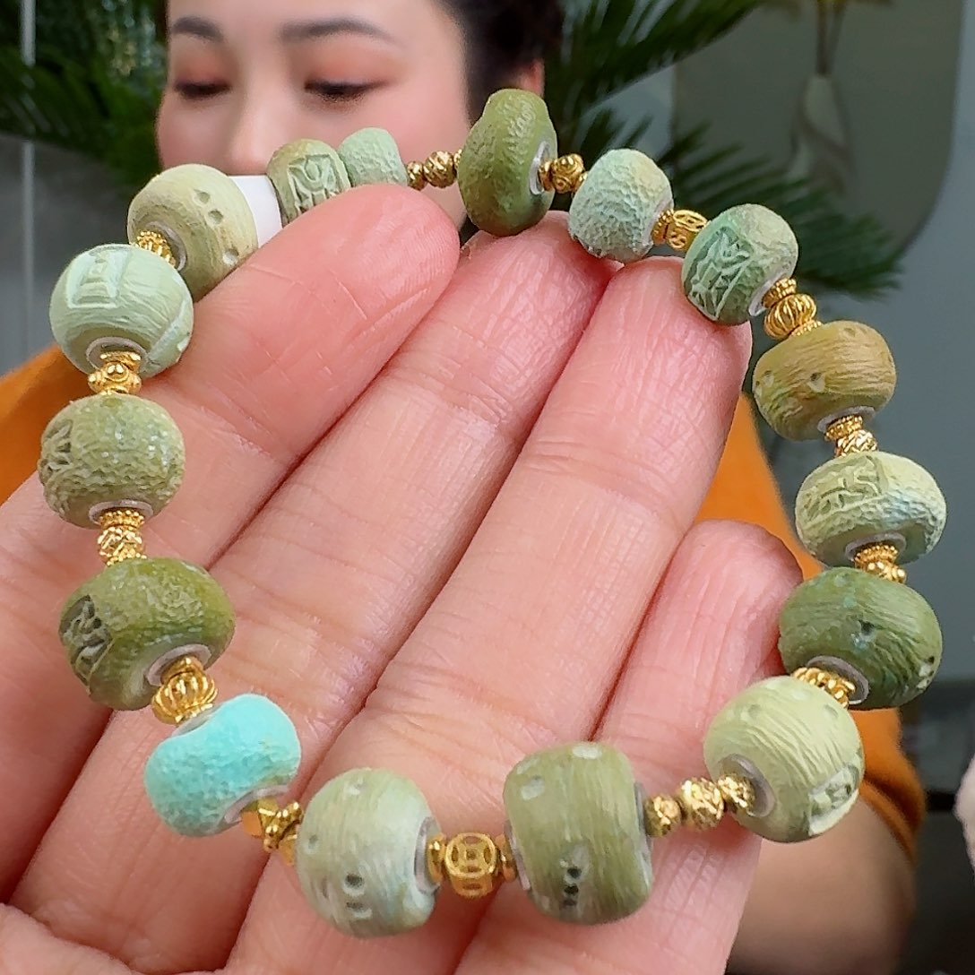 绿松石珠宝奇石未镶嵌