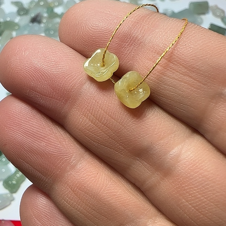 翡翠未镶嵌颈饰天然缅甸翡翠碗莲一对