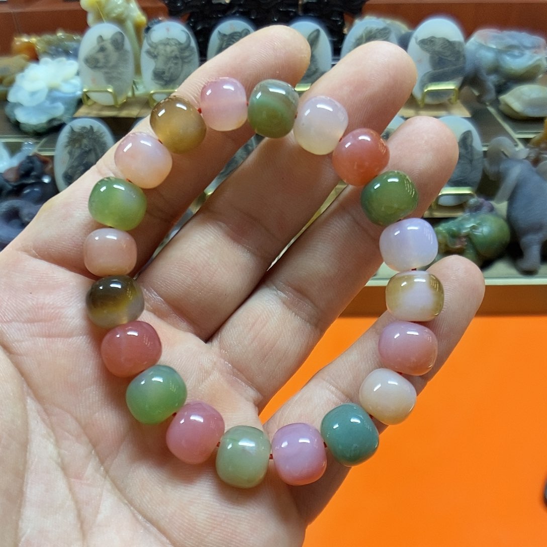 玛瑙/玉髓颈饰未镶嵌