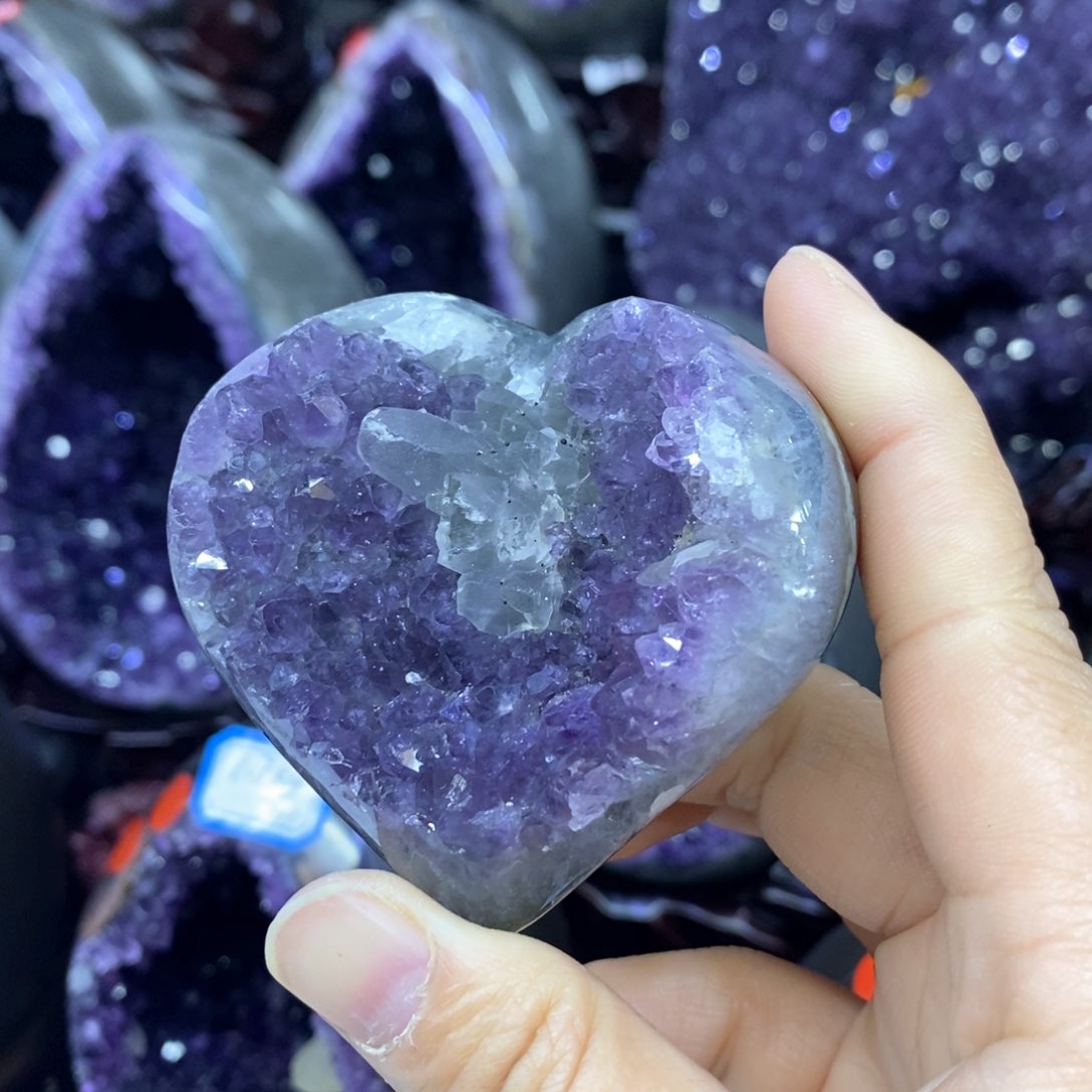 紫晶摆件未镶嵌莹