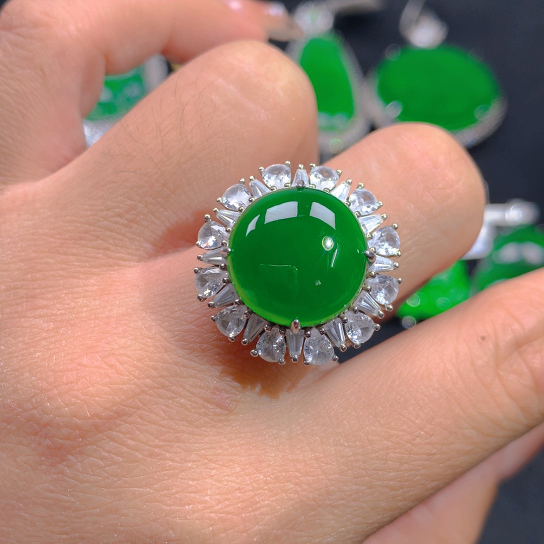 翡翠颈饰银S925镶嵌111111111