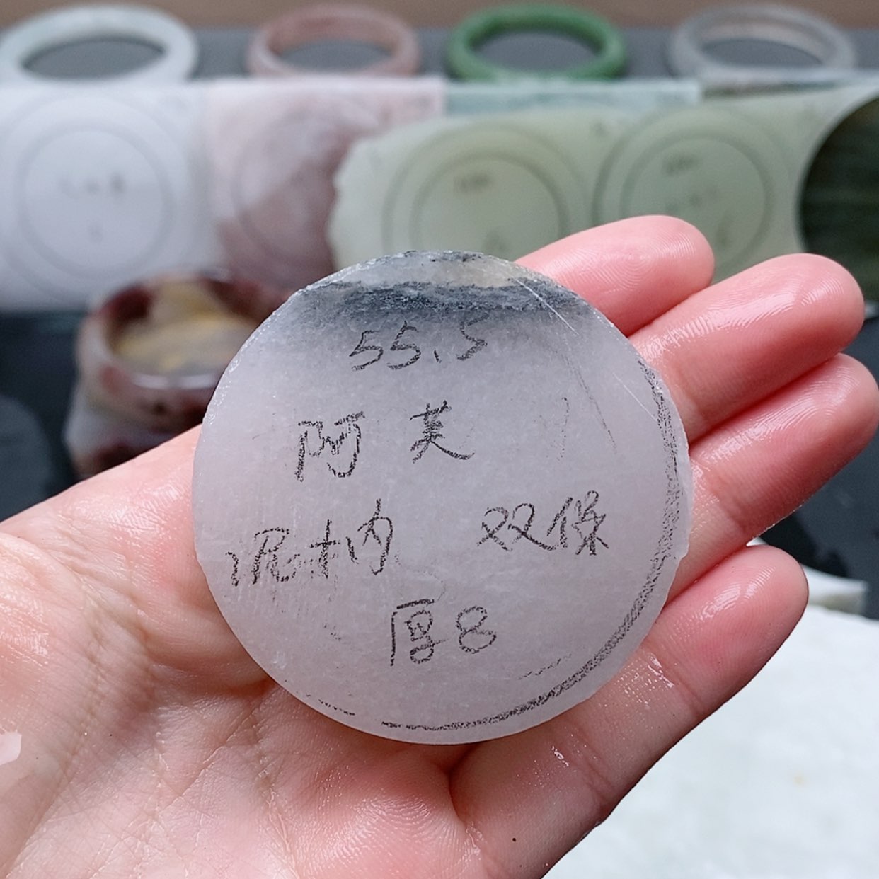 【闪购商品】石英质玉未镶嵌颈饰阿****定制