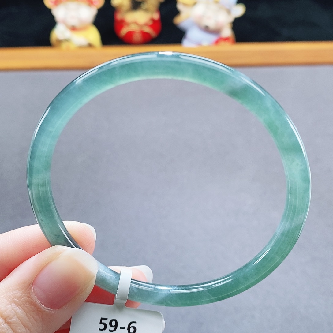 翡翠未镶嵌手镯119