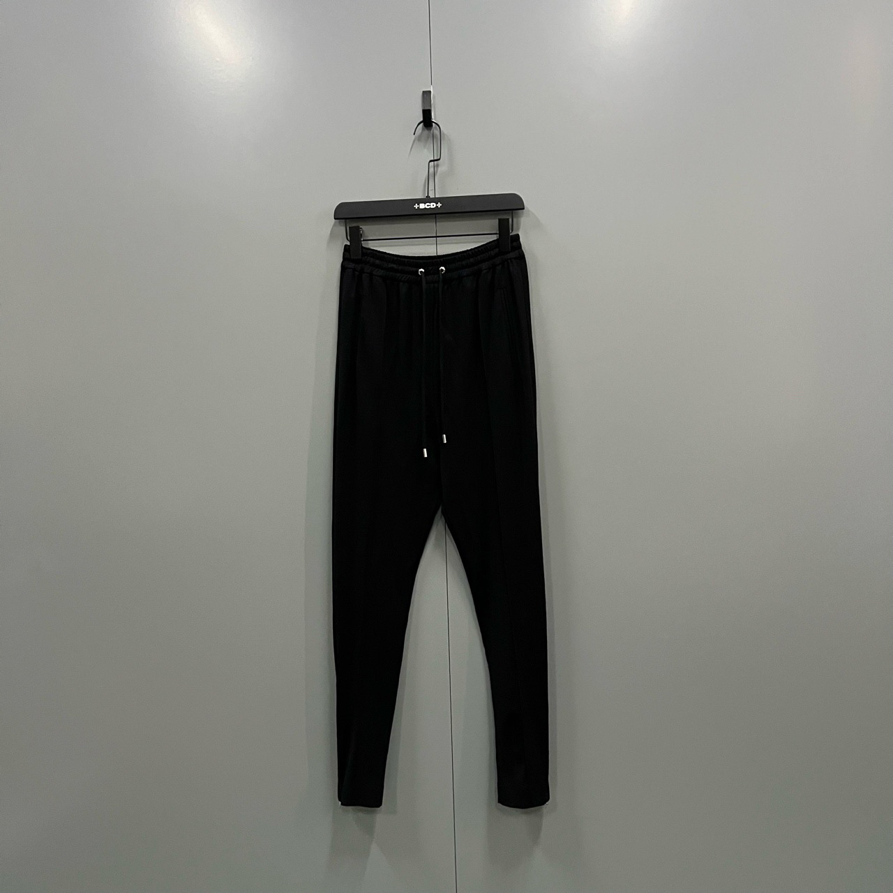 95新 Givenchy/纪梵希 zt8 黑色抽绳长裤 36码/300661