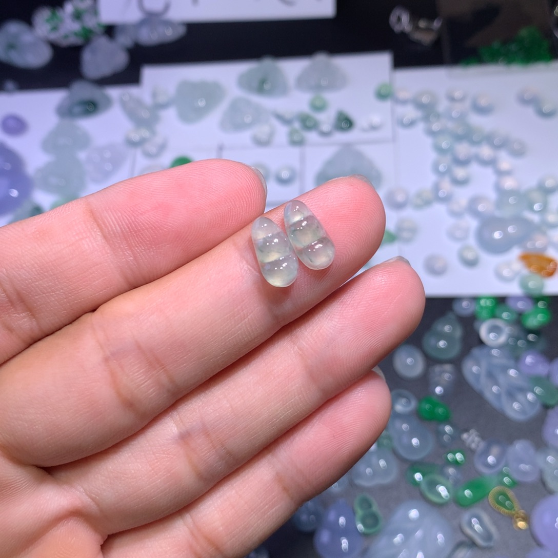 颈饰未镶嵌翡翠豆子