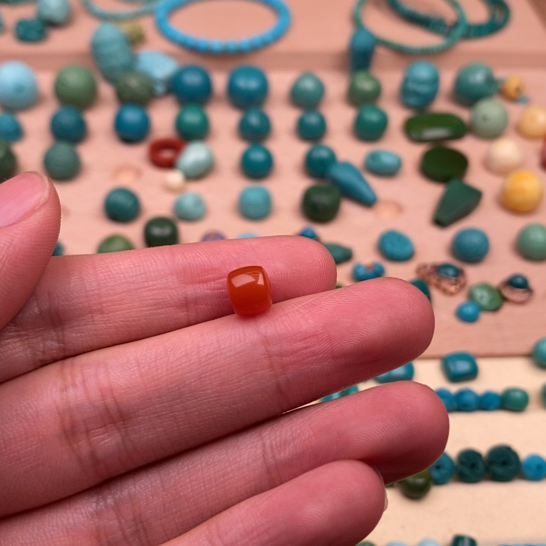 南红玛瑙配饰未镶嵌生**此