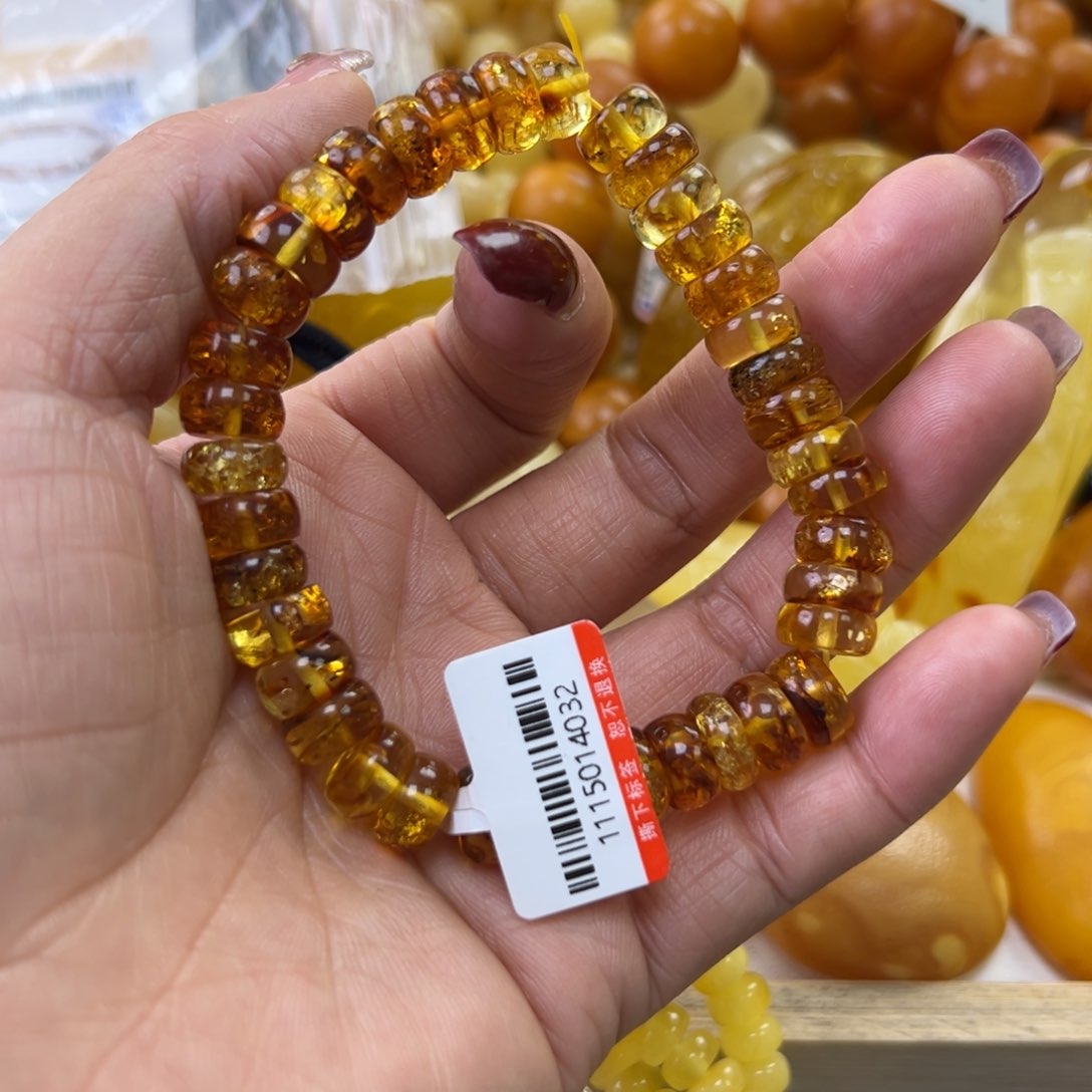 琥珀珠宝奇石未镶嵌