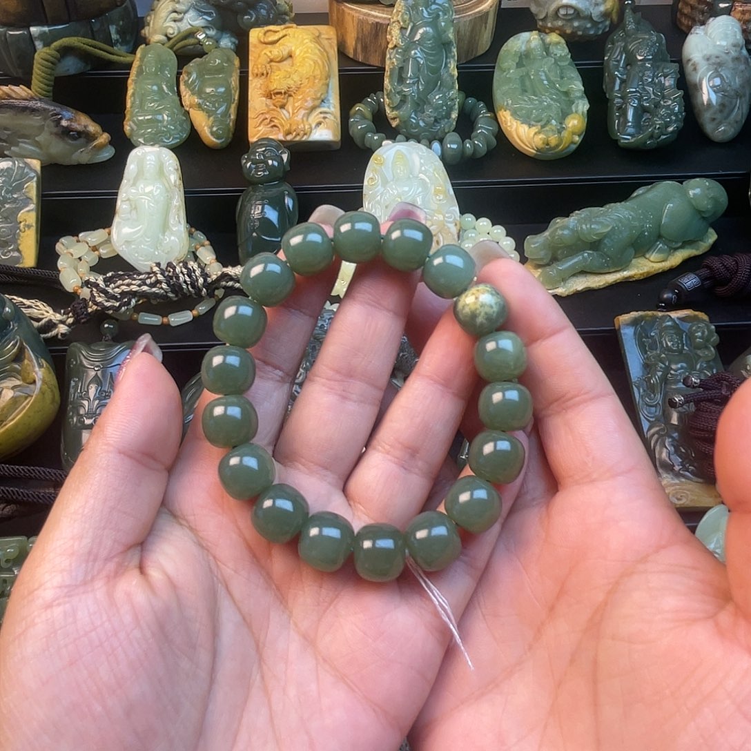 镜***像岫岩河磨玉（透闪石质玉）未镶嵌手链