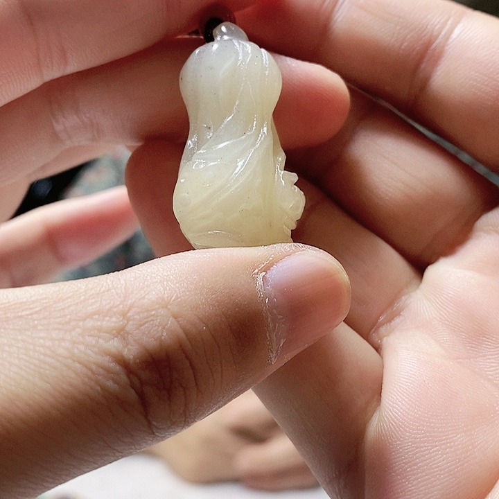 密玉（石英质玉）未镶嵌颈饰