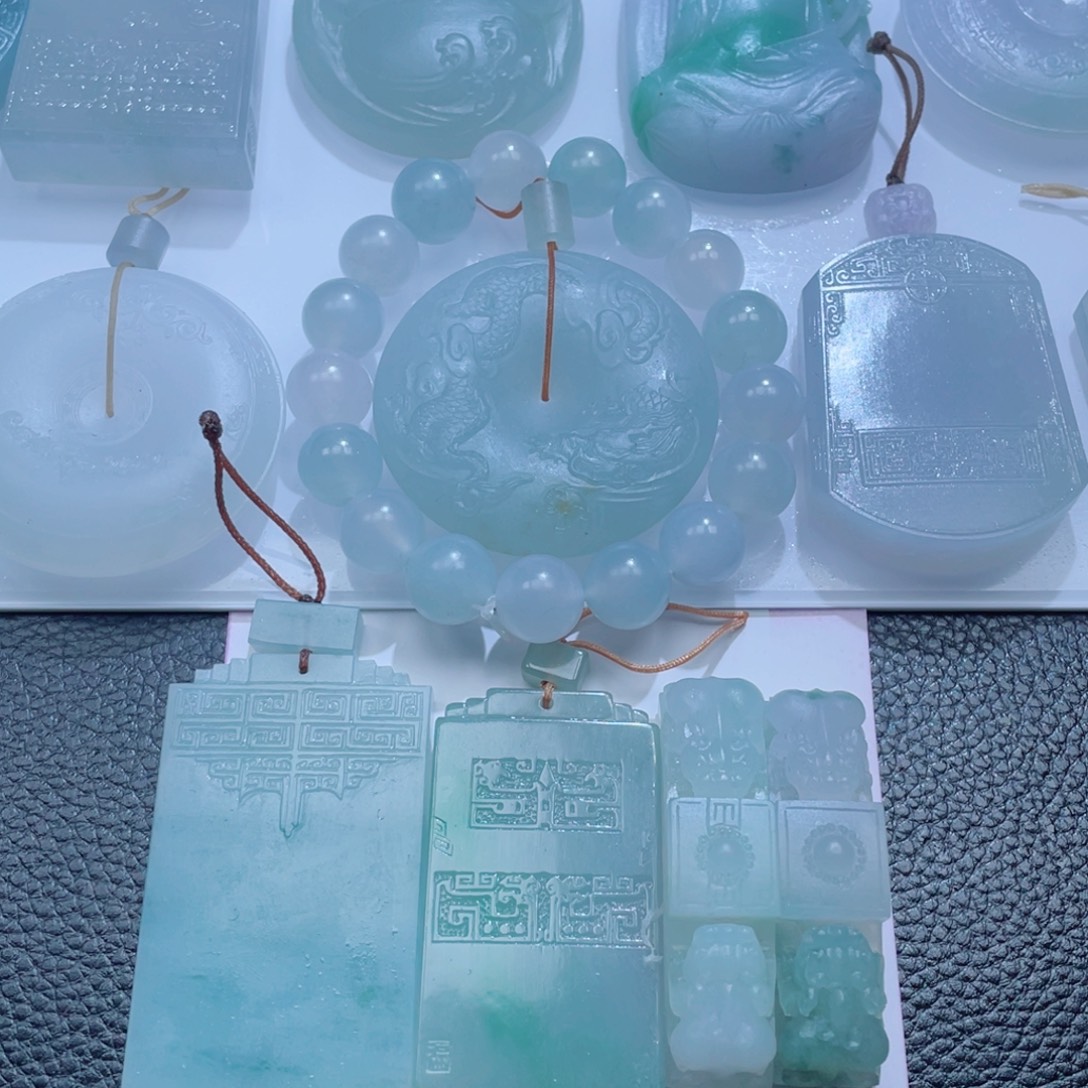 定制翡翠未镶嵌客服链接