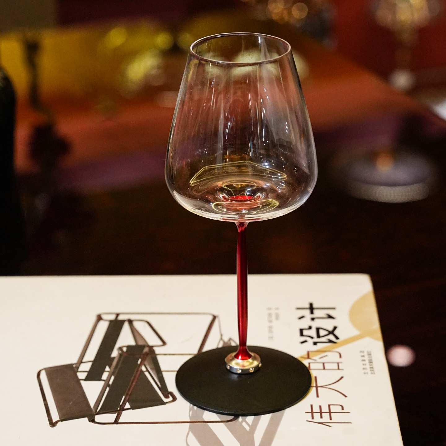 【本尼家】AP522带钻款旋转红酒杯高脚杯醒酒杯吧台饰品装饰