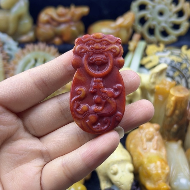 和田玉颈饰未镶嵌12