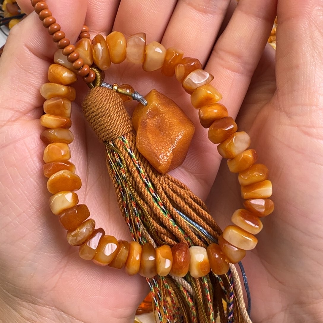 未镶嵌蜜蜡裸石蜜蜡